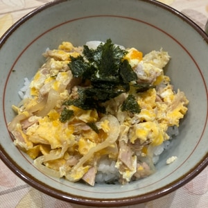 鶏肉が無い時にも作れる？ツナと卵の親子丼♪